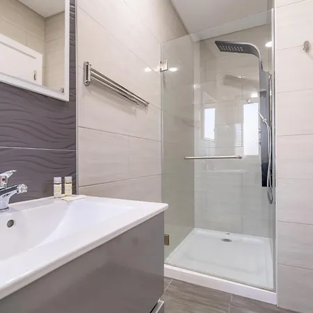 Silver Seahorse Garden Retreat 4*