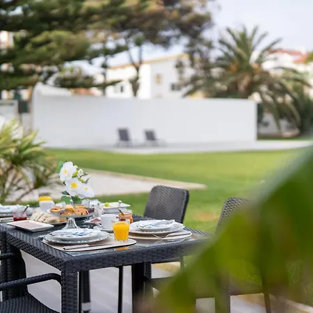 Pensionat Silver Seahorse Garden Retreat 4*