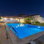 Silver Seahorse Garden Retreat 3* アトウギア・ダ・バレイア