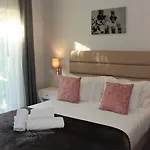 Silver Seahorse Garden Retreat 3* アトウギア・ダ・バレイア