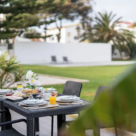 Silver Seahorse Garden Retreat 4*