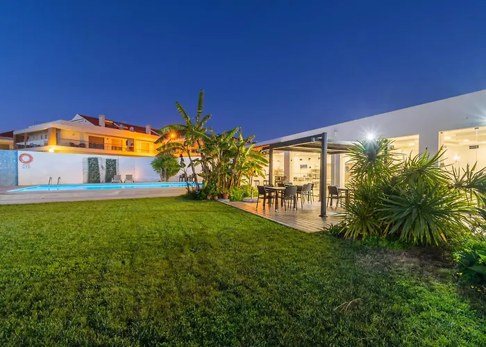 Silver Seahorse Garden Retreat Pensión Atouguia Da Baleia