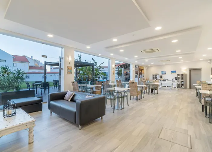 Silver Seahorse Garden Retreat 招待所 3*