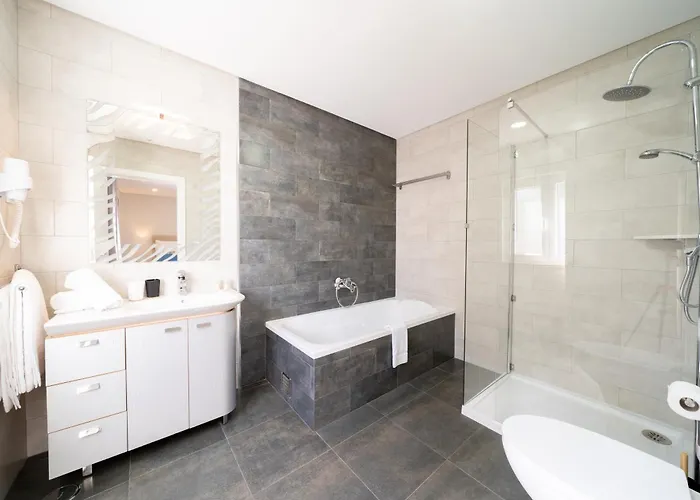 Silver Seahorse Garden Retreat 3* 阿通奎亚·达·巴利亚