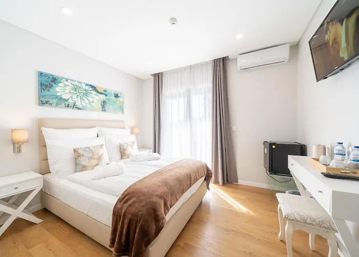Silver Seahorse Garden Retreat 招待所 3*